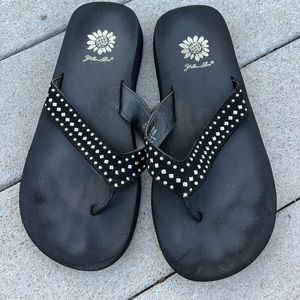 Yellow Box Women’s Flip Flops - Sandals - Size 8